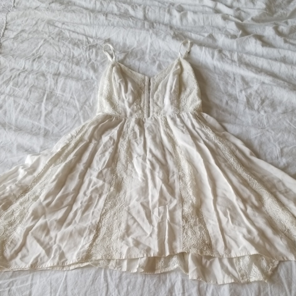 Spaghetti strap cream lace dress